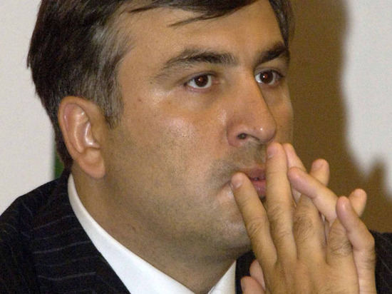Саакашвили вышел из себя после обвинений в связях с Путиным